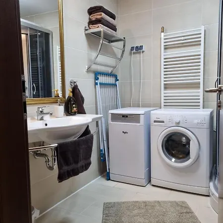 아파트호텔 Bilberry Apartman 블로톤퓌레드